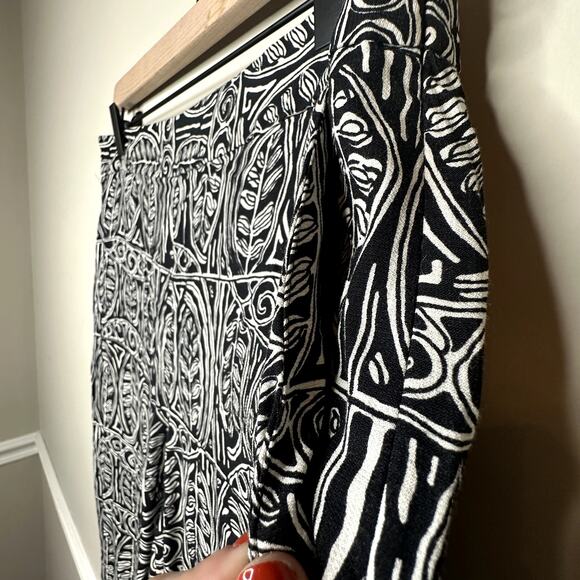 Ann Taylor LOFT High-Rise Wide Leg Printed Pant - Picture 3 of 8
